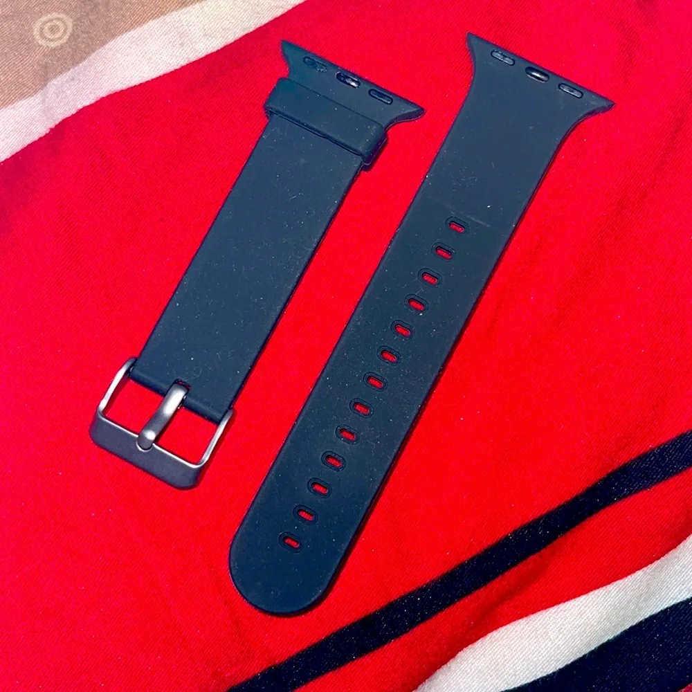 Must bundle: Apple Watch Band